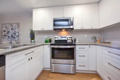 3 Bedroom Apartment for Rent in Welland! Fitch & Prince Charles, View more