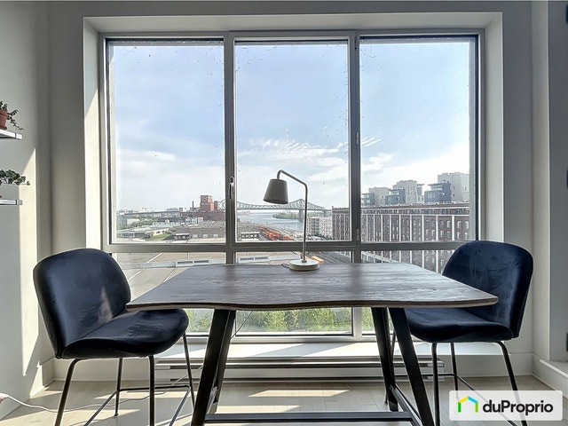 $595,000 - Condominium in Ville-Marie (downtown, old Mtl) — photo 1