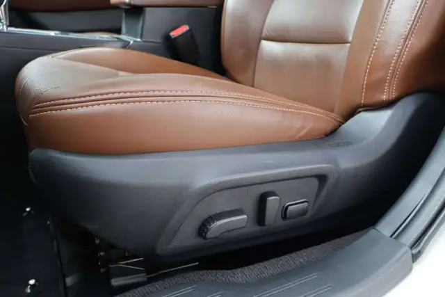 2017 Subaru OUTBACK Premier Tech Pkg5769465913842278419