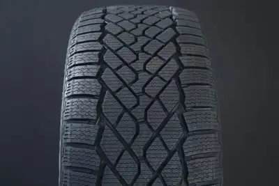 P. 587-585-7245 brand new comes with 80,000 kms warranty Winter studless product, named Nord MASTER...