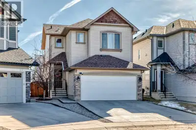 Experience an exceptional combination of elegance and comfort in this beautiful detached residence,...