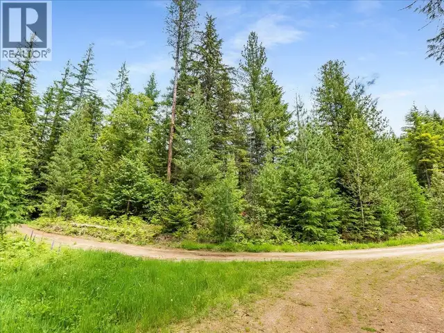 Claybrick Road Lot# 15 Winlaw, British Columbia in Land for Sale in Nelson - Image 6
