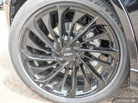 Cooled Leather Seats, Dynamic Handling Package, Full Rear Console! With a plush interior, a stunning... (image 6)