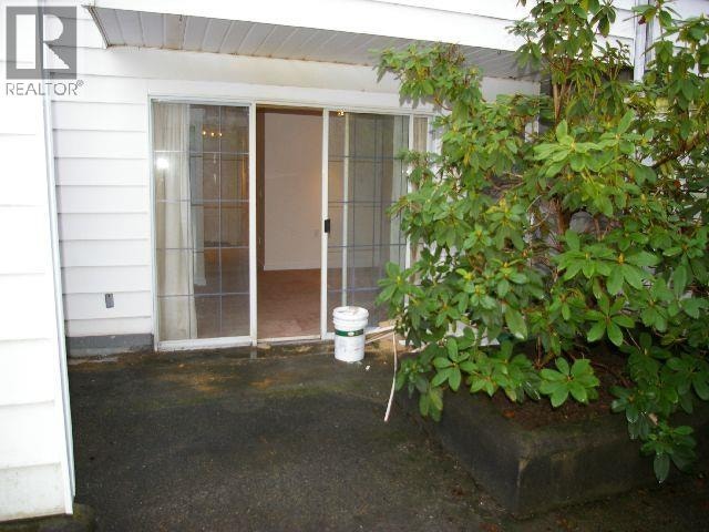 113 707 8 STREET New Westminster, British Columbia 1