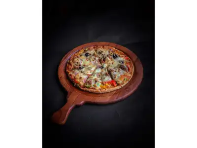 Well established Indian takeout restaurant and Pizza at Excellent location where new townhouse compl...