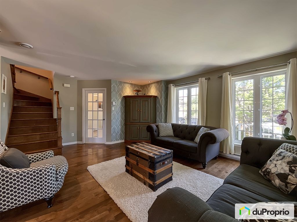 $845,000 - 2 Storey for sale in La Prairie — photo 2
