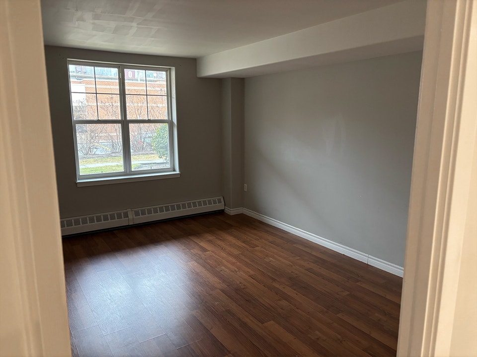 A FRESH SEASON, A FRESH START - 1 BEDROOM APT DOWNTOWN HALIFAX 5