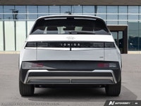 This Hyundai IONIQ 5 has a strong Electric engine powering this Automatic transmission. *You Can't B... (image 4)