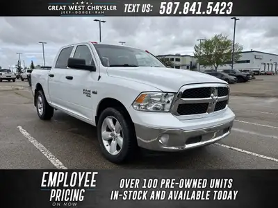 This Ram 1500 Classic boasts a Regular Unleaded V-8 5.7 L/345 engine powering this Automatic transmi...