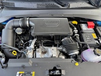 Cloth Low-Back Bucket Seats, Heated Front Seats, 8.4 Touchscreen Display, Apple Carplay, Google Andr... (image 8)