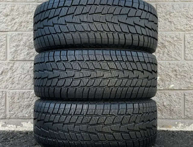 (99%) 4x 245/45R18 MotoMaster Winters w/ Jaguar / Volvo Rims in Tires & Rims in City of Toronto - Image 4