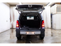 **ONE OWNER - ACCIDENT FREE** 97,482 KM This 2015 Nissan Xterra 4x4 X is powered by a 4.0L engine th... (image 9)