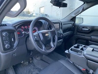 CLEAN CARFAX, Remote Starter, Power Driver Seat, Back up Camera, Heated Exterior Mirrors, Engine Blo... (image 8)