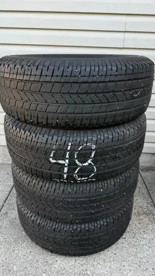 275/65R18 MICHELIN PRIMACY XC all season tires… set of four, in very good condition… 9/32 tread life...
