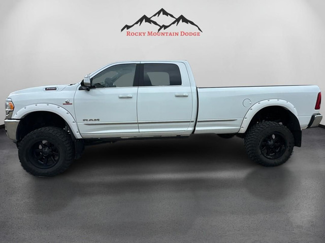 ONE OWNER 2022 RAM 3500 CREW CAB DIESEL LIMITED in Cars & Trucks in Red Deer