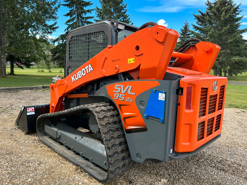 2018 Kubota SVL 952s Skid Steer, Hi Flow, 0 Down Financing*** Heavy