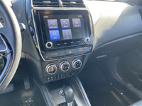 Heated Seats, Back up Camera, Glass Roof, Color Touchscreen, Leather Interior, 4WD, Bling Spot Monit... (image 3)