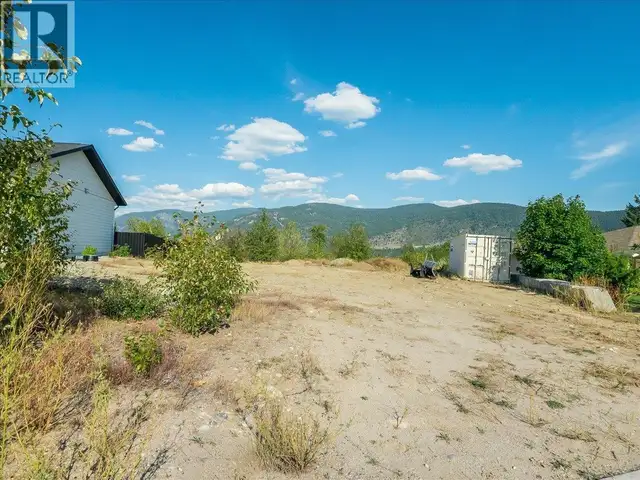 4009 Grandview Drive Castlegar, British Columbia in Land for Sale in Nelson - Image 17