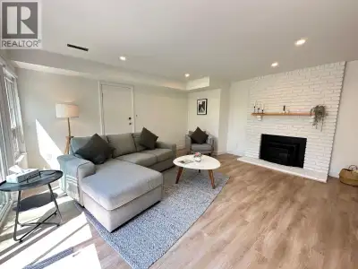 Discover an inviting furnished garden suite for rent in the desirable Grousewoods neighbourhood of N...