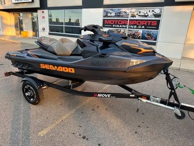 2022 SEADOO GTX 230 (FINANCING AVAILABLE) in Personal Watercraft in Strathcona County - Image 5