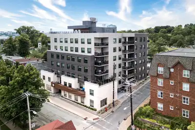 Visit our Website: https://www.capreit.ca/apartments-for-rent/dartmouth-ns/lotus-point/ This apartme...