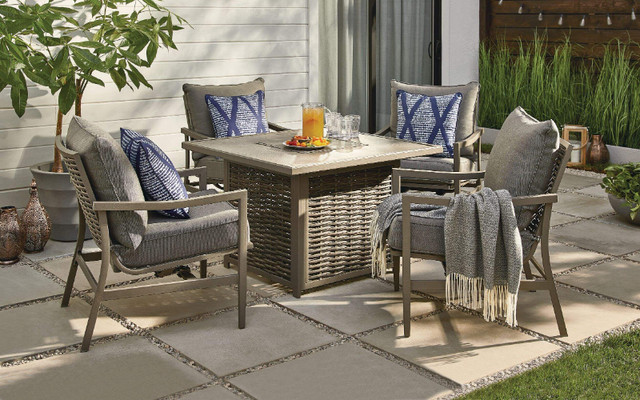 All Weather Wicker Outdoor Patio Set w/Fire Pit Table in Patio & Garden Furniture in Peterborough - Image 2