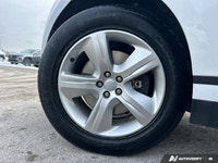 The advertised vehicle price is based on a promotional finance offer. Customers who purchase the veh... (image 8)