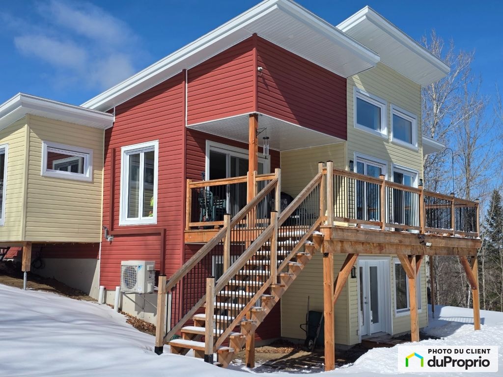 $849,000 - Bungalow for sale in St-Roch-De-Mekinac — photo 2
