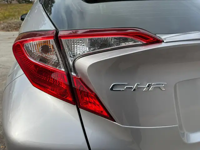 2020 Toyota C-HR Limited LIMITED| NO ACCIDENTS| LOW KM in Cars & Trucks in Markham / York Region - Image 48
