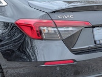 Intercooled Turbo I-4 Engine - Bose Premium Audio System - Adaptive Cruise Control - Trip Computer -... (image 8)
