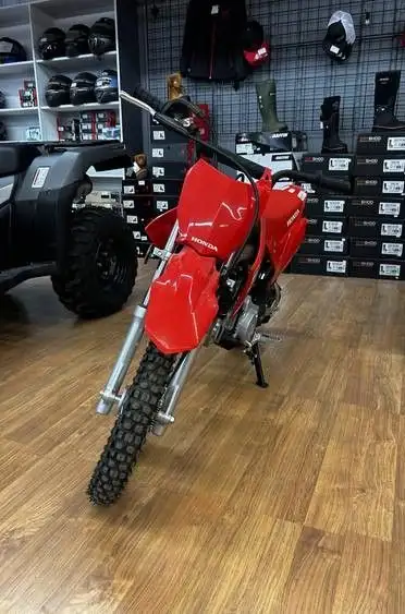 Brand new!! Don't miss out on this great deal!! https://www.lewellins.net/inventory/2025-honda-crf-1...