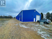 Lomond Acreage Yard site with Large Shop. Lomond Rm No. 37, Sask