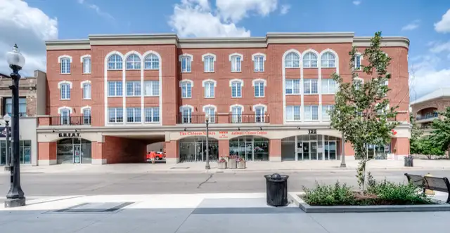 1 bedroom on Harmony Square - Available NOW in Long Term Rentals in Brantford - Image 2