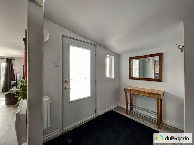 $295,000 - Manufactured home for sale in Beauport — photo 2