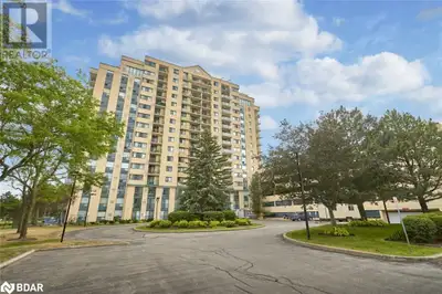 75 ELLEN Street Unit# 508 Barrie, Ontario