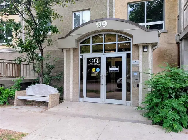 206 99 Gerard Street Winnipeg, Manitoba628544122118431219