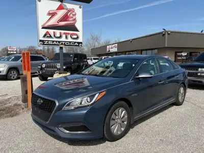 *FULLY CERTIFIED* *FINANCING AVAILABLE* *WARRANTY AVAILABLE* *CLEAN CARFAX* The 2016 Hyundai Sonata...