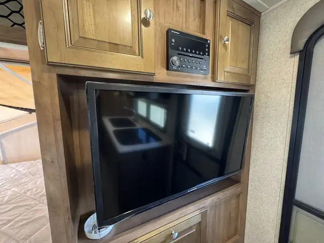 2018 ,Flagstaff,Shamrock 21SSL in Travel Trailers & Campers in Kamloops - Image 11