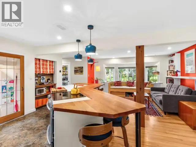 6 CHALET CRESCENT Whitehorse, Yukon in Houses for Sale in Whitehorse - Image 18
