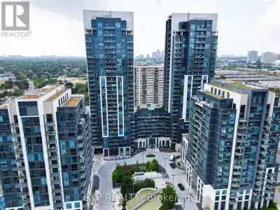 Welcome to effortless city living. This bright and modern 1-bedroom condo is ideal for first-time bu...