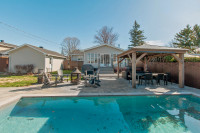 Laval- Maison rénovée avec piscine creusée