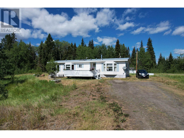 4996 LILY PAD LAKE ROAD 100 Mile House, British Columbia in Houses for Sale in 100 Mile House