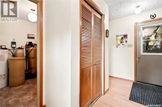 4 Pine STREET Katepwa Beach, Saskatchewan in Houses for Sale in Regina - Image 16