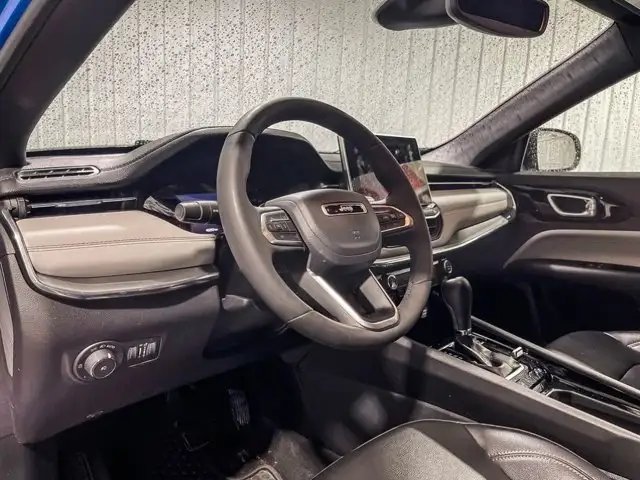 2024 Jeep Compass Limited | Heated Leather Seats in Cars & Trucks in Saskatoon - Image 15