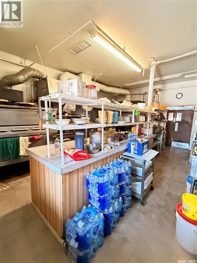 305 1st AVENUE W Assiniboia, Saskatchewan in Commercial & Office Space for Sale in Moose Jaw - Image 39