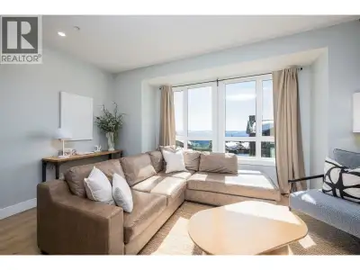 Beautiful townhome right by the Serwa ski run with a great view, a private garage and a private hot...