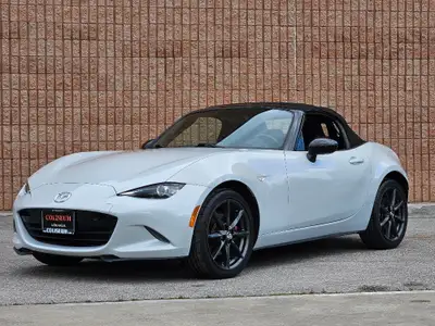 2016 Mazda MX-5 Miata the car that defines Zoom-Zoom . With just 112,000 km, this Ceramic Metallic r...