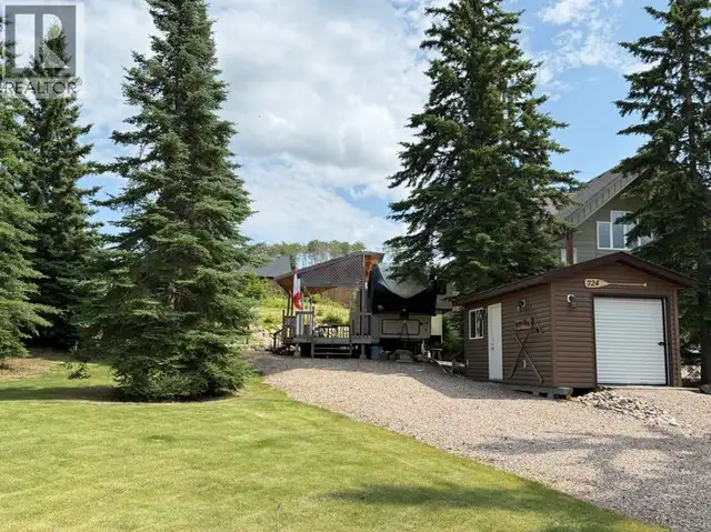 724 Spruce Street Lac Des Iles, Saskatchewan in Land for Sale in Meadow Lake - Image 3