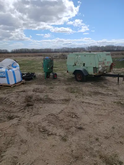 Sullair 375H with 3300hrs, 600lbs pot, wireless activation switch, 75' 2" hose,