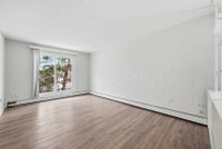 Amenities: Spacious Rooms • Air Conditioning • Great Location Suite & Building: Spacious one-bedroom... (image 2)